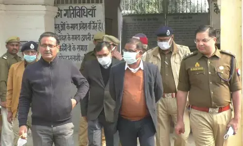 जिला जेल में जज, डीएम, एसपी ने किया औचक निरीक्षण , कोरोना को लेकर किया अलर्ट