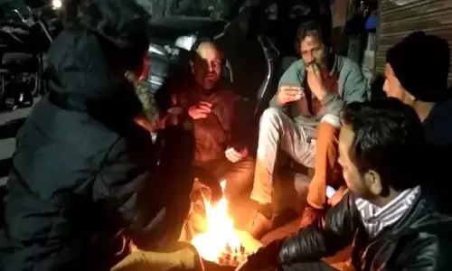 Weather today Delhi : हरियाणा, दिल्ली सहित उत्तरी भारत में शीत लहर से कांपे लोग, पढ़ें मौसम विभाग की भविष्यवाणी