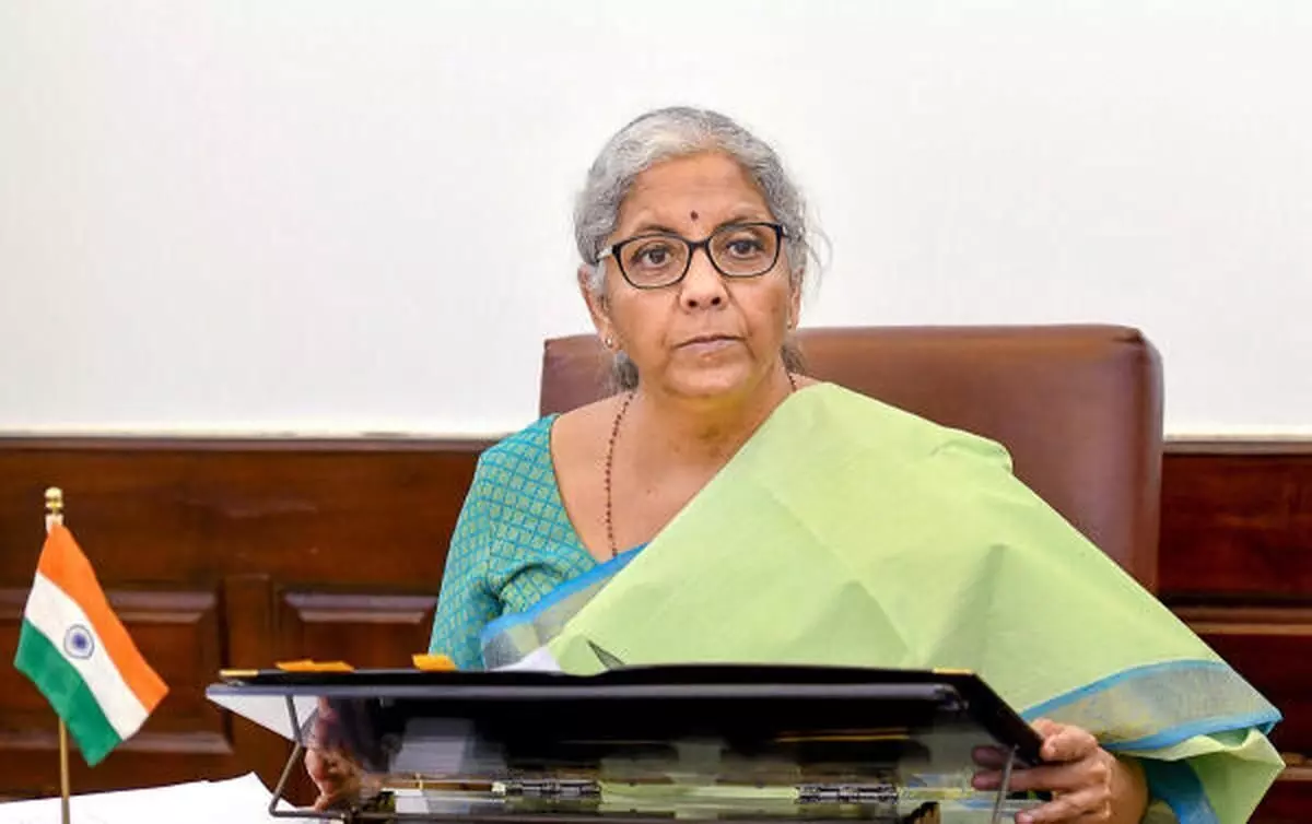 Nirmala Sitharaman in AIIMS: केंद्रीय व‍ित्‍त मंत्री न‍िर्मला सीतारमण की तब‍ियत खराब, AIIMS में भर्ती
