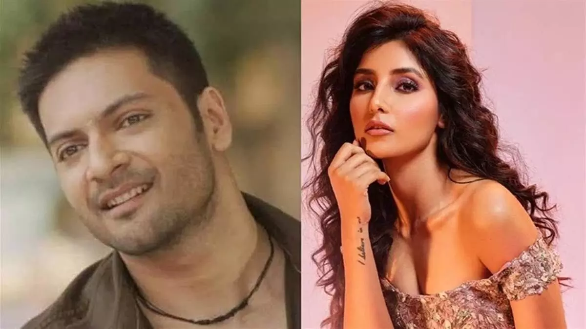 Harshita Shekhar Gaur Sexy Pics: डिंपी पंडित ने रोज गोल्ड साड़ी पहन गिराई बिजली, हॉटनेस देख यूजर्स का हाल हुआ बेहाल Harshita Shekhar Gaur Sexy Pics: डिंपी पंडित ने रोज गोल्ड साड़ी पहन गिराई बिजली, हॉटनेस देख यूजर्स का हाल हुआ बेहाल