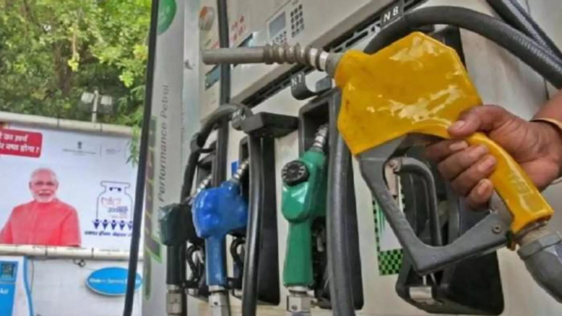 Petrol Diesel Price, 7 January 2023: पेट्रोल-डीजल के नए रेट जारी, जानें अपने शहर में भाव