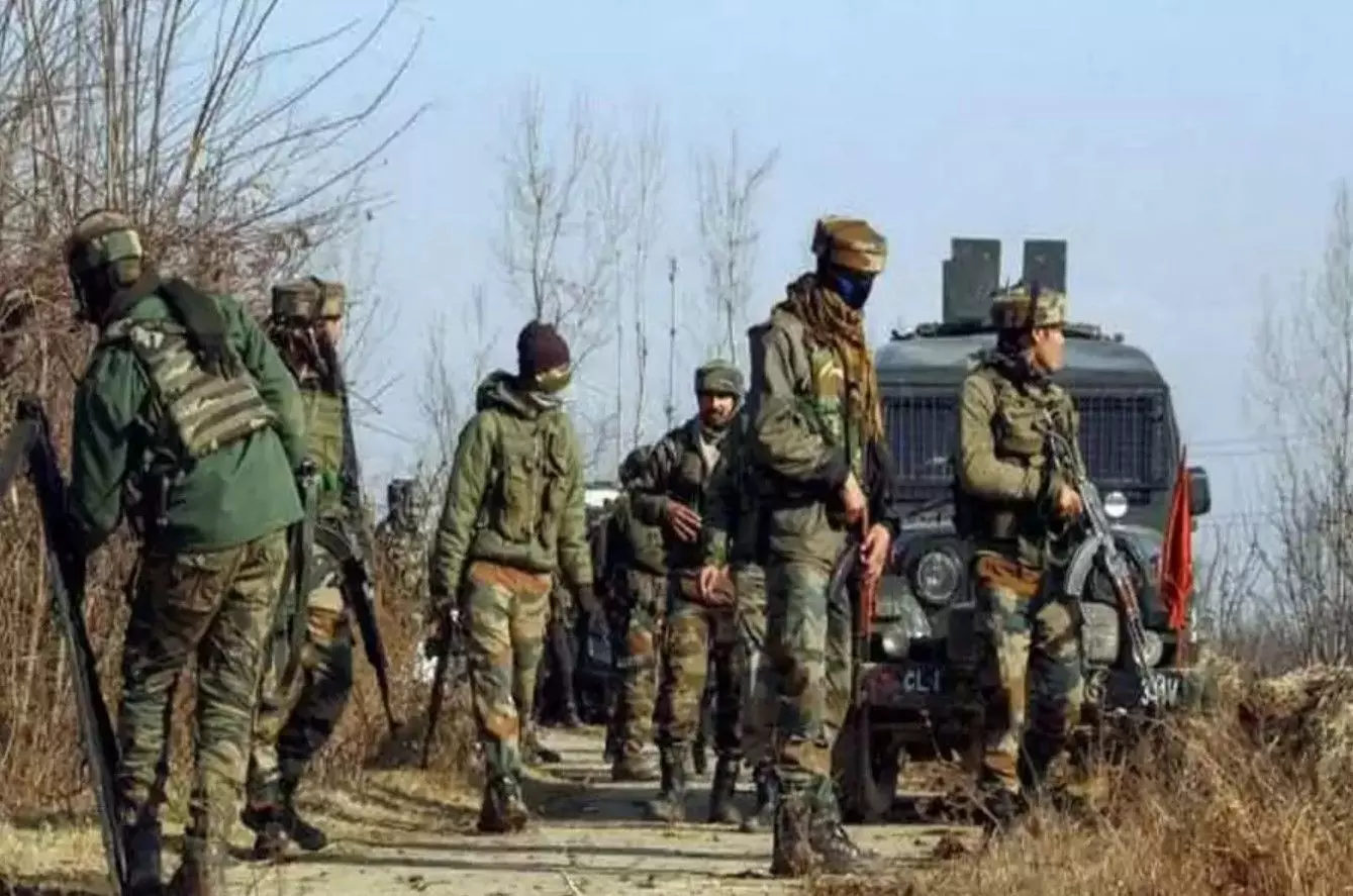 Jammu and Kashmir: जम्मू-कश्मीर के सिधरा में सुरक्षाबलों को मिली बड़ी कामयाबी, मुठभेड़ में तीन आतंकी ढेर