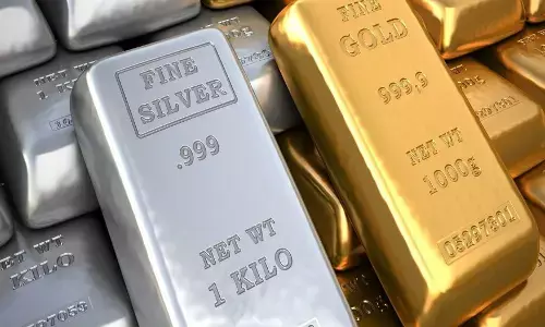 Gold-Silver Price Today: सोने की कीमतों पर ब्रेक, चांदी की कीमतों में भारी उछाल, जानें लखनऊ में 10 ग्राम गोल्ड के रेट