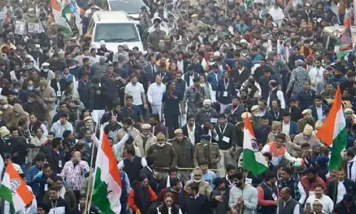 Delhi News: भारत जोड़ो यात्रा के दौरान राहुल गांधी की सुरक्षा में चूक, कांग्रेस ने गृह मंत्रालय को लिखी चिट्ठी Delhi News: भारत जोड़ो यात्रा के दौरान राहुल गांधी की सुरक्षा में चूक, कांग्रेस ने गृह मंत्रालय को लिखी चिट्ठी