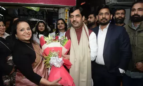 शाहनवाज हुसैन ने किया द बिहारी किचन का उद्घाटन,लिट्टी-चोखा के लिए मशहूर शाहनवाज हुसैन ने किया द बिहारी किचन का उद्घाटन,लिट्टी-चोखा के लिए मशहूर