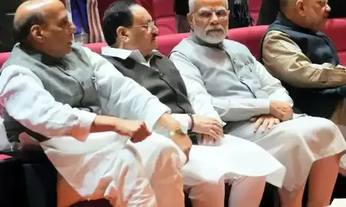Modi Cabinet Reshuffle: बजट सत्र 2023 से पहले हो सकता है कैबिनेट में विस्तार और बड़ा फेरबदल, नए मंत्रियों को मिलेगी जगह !