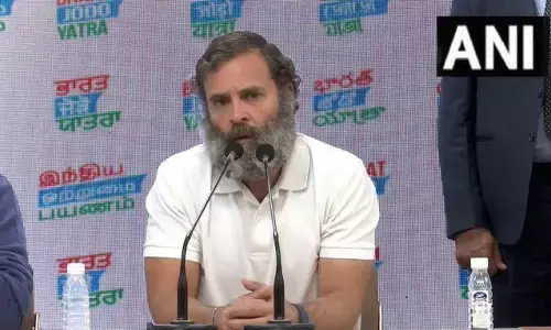 राहुल गांधी ने लिखकर दी ये बात, कोई नहीं रोक सकता सरकार बनाने से! राहुल गांधी ने लिखकर दी ये बात, कोई नहीं रोक सकता सरकार बनाने से!