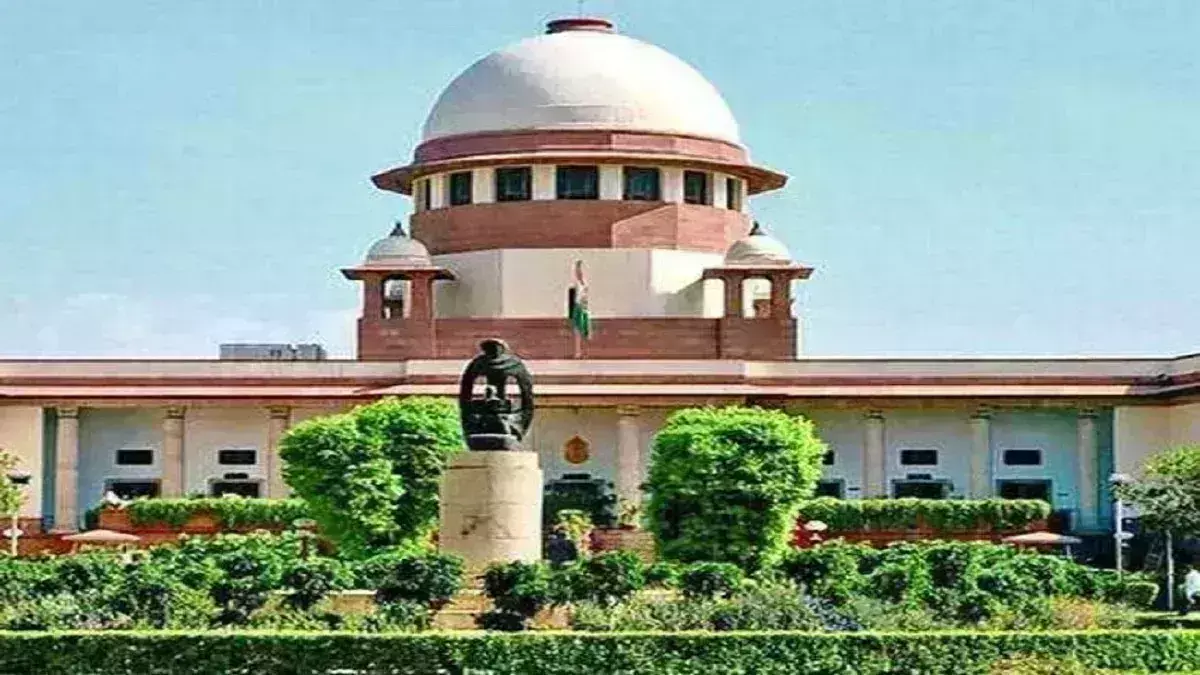 लिव इन रिलेशनशिप पर हाईकोर्ट का फैसला.. बालिगों को अपनी मर्जी से रहने का है अधिकार: इलाहाबाद हाईकोर्ट लिव इन रिलेशनशिप पर हाईकोर्ट का फैसला.. बालिगों को अपनी मर्जी से रहने का है अधिकार: इलाहाबाद हाईकोर्ट