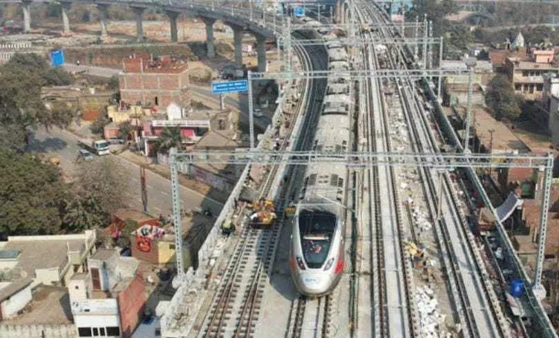 गाजियाबाद रैपिड रेल का हुया ट्राइल:  दुहाई स्टेशन से चलकर गुलधर स्टेशन तक पहुंची पहली रैपिड रेल