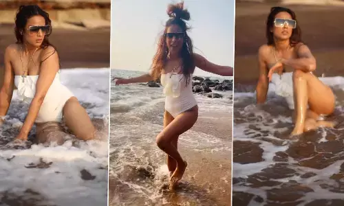 Nia Sharma Sexy Video: निया शर्मा ने व्हाइट बिकनी पहन समुद्र में लगाए गोते, बोल्डनेस ने यूजर्स का धड़काया दिल