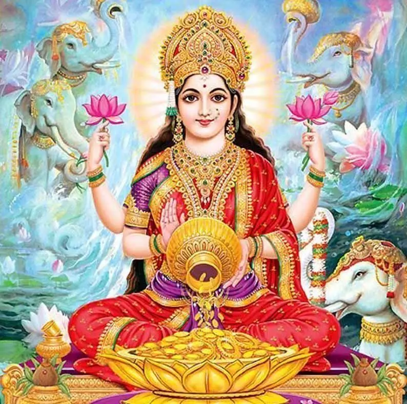 घर में लगाएं मां लक्ष्मी की ऐसी तस्वीर, जमकर होगी धन की वर्षा घर में लगाएं मां लक्ष्मी की ऐसी तस्वीर, जमकर होगी धन की वर्षा