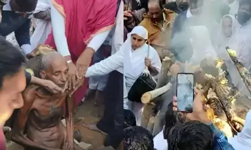 Rajasthan News: जयपुर में अनशन पर बैठे एक और जैन मुनि समर्थ सागर ने त्यागे प्राण, जानें क्या बोले संत Rajasthan News: जयपुर में अनशन पर बैठे एक और जैन मुनि समर्थ सागर ने त्यागे प्राण, जानें क्या बोले संत