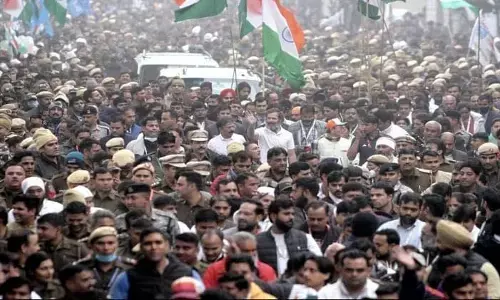 भारत जोड़ो यात्रा को लेकर पत्रकार विनोद अग्निहोत्री ने लिखी बड़ी बात, राहुल की यात्रा में जुड़ गया ये सख्स तो बदल जाएगा राजनीत का नक्शा भारत जोड़ो यात्रा को लेकर पत्रकार विनोद अग्निहोत्री ने लिखी बड़ी बात, राहुल की यात्रा में जुड़ गया ये सख्स तो बदल जाएगा राजनीत का नक्शा