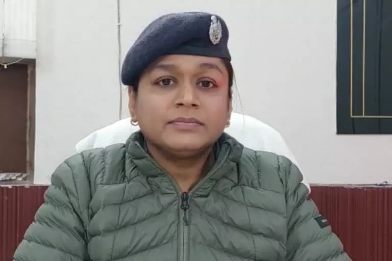 Noida News : नाबालिग से रेप करने का आरोपी गिरफ्तार Noida News : नाबालिग से रेप करने का आरोपी गिरफ्तार