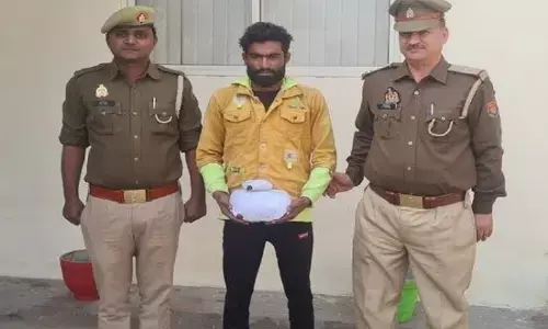 Noida News: ऑनलाइन नशीले पदार्थों की तस्करी करने वाला शातिर तस्कर गिरफ्तार,  दस लाख रुपये के नशीले पदार्थ बरामद