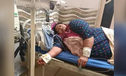 Meerut News: 20 साल से बिस्तर पर लाचार पड़ी अलीशा कैसे बनीं यूपी पुलिस की गैंगस्टर? Meerut News: 20 साल से बिस्तर पर लाचार पड़ी अलीशा कैसे बनीं यूपी पुलिस की गैंगस्टर?