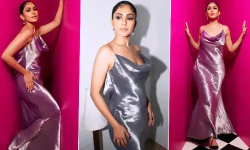 Mrunal Thakur Sexy Video: Mrunal Thakur Sexy आउटफिट पहन गिराई बिजली, एक्ट्रेस की हॉटनेस देख घायल हुए यूजर्स Mrunal Thakur Sexy Video: Mrunal Thakur Sexy आउटफिट पहन गिराई बिजली, एक्ट्रेस की हॉटनेस देख घायल हुए यूजर्स
