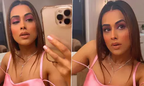 Kate Sharma Sexy Video: केट शर्मा का नियॉन बिकनी में दिखा सिजलिंग अवतार, एक्ट्रेस की कातिल अदाएं मोह लेंगी आपका दिल Kate Sharma Sexy Video: केट शर्मा का नियॉन बिकनी में दिखा सिजलिंग अवतार, एक्ट्रेस की कातिल अदाएं मोह लेंगी आपका दिल