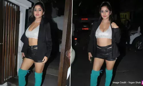 Kate Sharma Sexy Video: हॉट एक्ट्रेस केट शर्मा सेक्सी स्टाइल में मीडिया द्वारा हुईं स्पॉट, सामने आय ये बेहद बोल्ड तस्वीरें Kate Sharma Sexy Video: हॉट एक्ट्रेस केट शर्मा सेक्सी स्टाइल में मीडिया द्वारा हुईं स्पॉट, सामने आय ये बेहद बोल्ड तस्वीरें