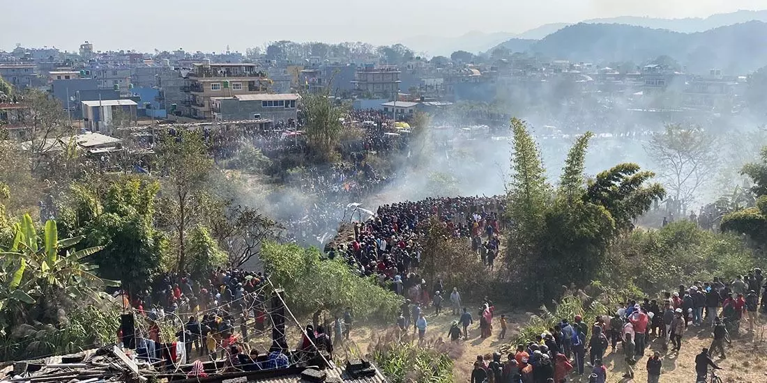 Nepal plane crash: नेपाल में 72 लोगों को लेकर जा रहा विमान क्रैश, अब तक 32 शव बरामद, PM प्रचंड ने बुलाई इमरजेंसी मीटिंग Nepal plane crash: नेपाल में 72 लोगों को लेकर जा रहा विमान क्रैश, अब तक 32 शव बरामद, PM प्रचंड ने बुलाई इमरजेंसी मीटिंग