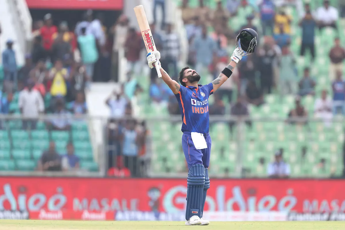 INDvsSL 3rd ODI Live Score: श्रीलंका के सामने पहाड़ जैसा 391 रनों का लक्ष्य, कोहली का 46वां शतक...गिल ने भी जमाई सेंचुरी