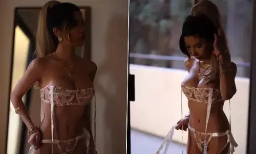 Sakshi Chopra Sexy Video: हॉट मॉडल Sakshi Chopra ने हॉट अंडरगारमेंट्स पहनकर पार की बोल्डनेस की हदें, Hot Video हुआ Viral Sakshi Chopra Sexy Video: हॉट मॉडल Sakshi Chopra ने हॉट अंडरगारमेंट्स पहनकर पार की बोल्डनेस की हदें, Hot Video हुआ Viral