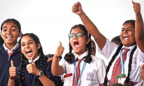 UP News: इलाहाबाद हाई कोर्ट का आदेश- कोरोना काल में जमा फीस का 15% माफ करें स्कूल, जानें कैसे मिलेगी वापस?