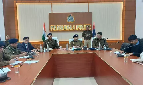 рд╢рд╣рд░ рдХреЛ рдЬрд╛рдо рд╕реЗ рдЫреБрдЯрдХрд╛рд░рд╛ рджрд┐рд▓рд╛рдиреЗ рдХреЗ рд▓рд┐рдпреЗ рдкреБрд▓рд┐рд╕ рдХрдорд┐рд╢реНрдирд░ рдиреЗ рд╕реНрдХреВрд▓ рдкреНрд░рдмрдВрдзрдХреЛрдВ рдХреЗ рд╕рд╛рде рдХреА рдмреИрдардХ, рдЕрдм рд╕реНрдХреВрд▓реЛрдВ рдореЗрдВ рд░рд╣реЗрдЧрд╛ 30 рдорд┐рдирдЯ рдХрд╛ рдЕрдиреНрддрд░рд╛рд▓ рд╢рд╣рд░ рдХреЛ рдЬрд╛рдо рд╕реЗ рдЫреБрдЯрдХрд╛рд░рд╛ рджрд┐рд▓рд╛рдиреЗ рдХреЗ рд▓рд┐рдпреЗ рдкреБрд▓рд┐рд╕ рдХрдорд┐рд╢реНрдирд░ рдиреЗ рд╕реНрдХреВрд▓ рдкреНрд░рдмрдВрдзрдХреЛрдВ рдХреЗ рд╕рд╛рде рдХреА рдмреИрдардХ, рдЕрдм рд╕реНрдХреВрд▓реЛрдВ рдореЗрдВ рд░рд╣реЗрдЧрд╛ 30 рдорд┐рдирдЯ рдХрд╛ рдЕрдиреНрддрд░рд╛рд▓