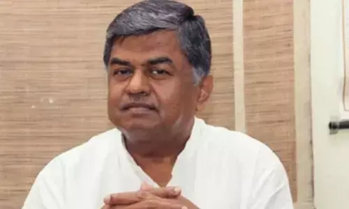 जिस्म बेचने वाली महिला वैश्या होती है तो खुद को बेचने वाला नेता : कांग्रेस नेता बीके हरिप्रसाद जिस्म बेचने वाली महिला वैश्या होती है तो खुद को बेचने वाला नेता : कांग्रेस नेता बीके हरिप्रसाद