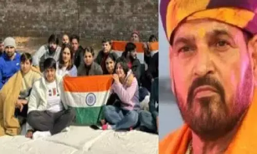 WFI Row WFI : पहलवानों के आगे झुकी सरकार! बातचीत के लिए बुलाया
