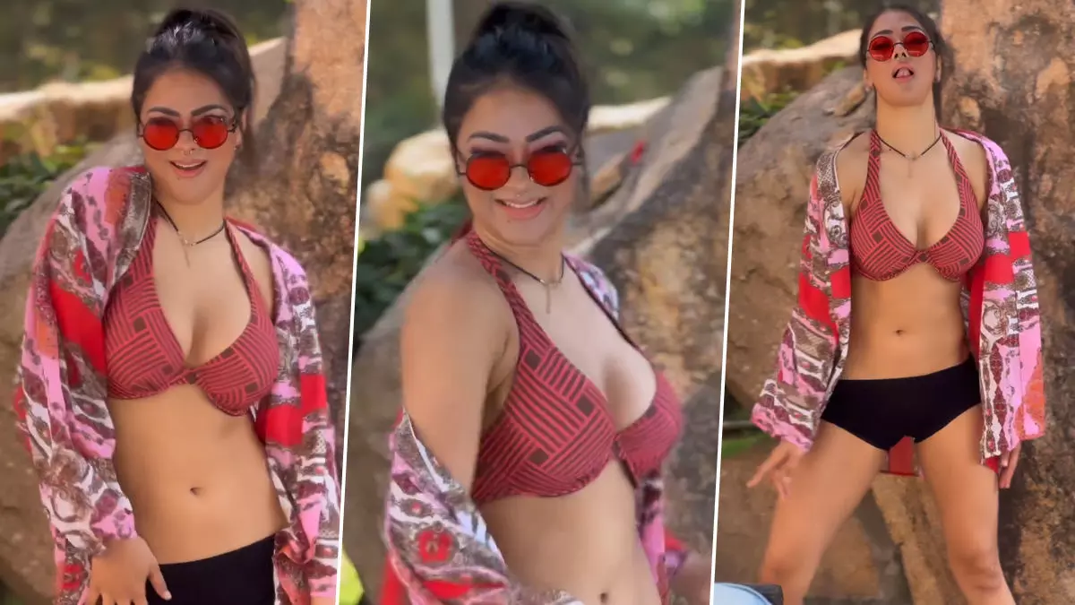 Namrata Malla Sexy Video: भोजपुरी एक्ट्रेस नम्रता मल्ला ने सेक्सी बिकिनी पहनकर किया हॉट डांस, वीडियो हुआ वायरल