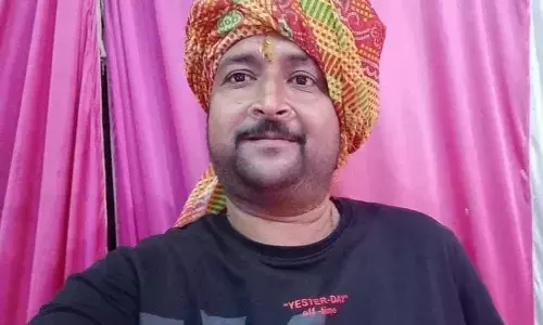 शिक्षा मित्र रोहित शुक्ला की सड़क दुर्घटना में दर्दनाक मौत शिक्षा मित्र रोहित शुक्ला की सड़क दुर्घटना में दर्दनाक मौत