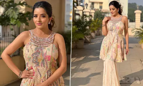 Monalisa Hot Photos: भोजपुरी एक्ट्रेस मोनालिसा ने खूबसूरती ऑउटफिट में पोस्ट की हसीन तस्वीरें, फैंस हुए खुश