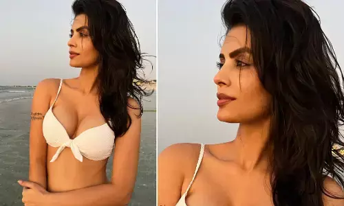 Sonali Raut Sexy Video: Sonali Raut ने ऑफ व्हाइट हॉट ब्रा पहन फ्लॉन्ट किए सेक्सी कर्व्स, एक्ट्रेस की हॉटनेस छुड़ा देगी आपके पसीने