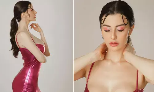 Giorgia Andriani Sexy Video: Giorgia Andriani ने रेड हॉट बॉडीकॉन ड्रेस पहन सोशल मीडिया पर लाई तबाही,सिजलिंग अवतार उड़ा देगा आपके होश