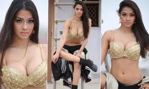 Namrita Malla Sexy Video: Namrita Malla ने डीप नेक गोल्डन ब्रा पहन फ्लॉन्ट किया सेक्सी फिगर, बोल्नेस ने बढ़ाया सोशल मीडिया का पारा