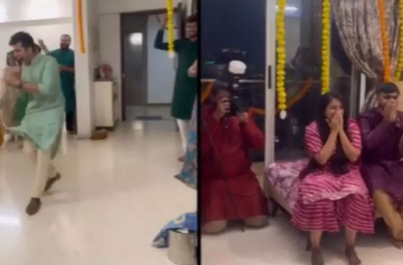 जब दोस्तों ने दिया इतना जबरदस्त सरप्राइज, भावुक होकर रोने लगी दुल्हन, वीडियो हुआ वायरल जब दोस्तों ने दिया इतना जबरदस्त सरप्राइज, भावुक होकर रोने लगी दुल्हन, वीडियो हुआ वायरल