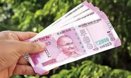 NPS: 30 साल की पत्नी तो फिर चमकी किस्मत, सरकार देगी 45,000 रुपये महीना पेंशन, फटाफट जानें शर्तें NPS: 30 साल की पत्नी तो फिर चमकी किस्मत, सरकार देगी 45,000 रुपये महीना पेंशन, फटाफट जानें शर्तें