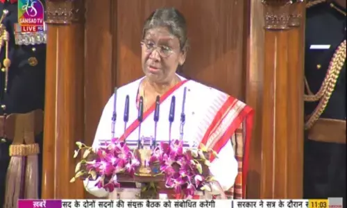 Budget 2023 Live Updates: संसद में राष्ट्रपति द्रौपदी मुर्मू का अभिभाषण, बोलीं- हमें राष्ट्र निर्माण करना है Budget 2023 Live Updates: संसद में राष्ट्रपति द्रौपदी मुर्मू का अभिभाषण, बोलीं- हमें राष्ट्र निर्माण करना है