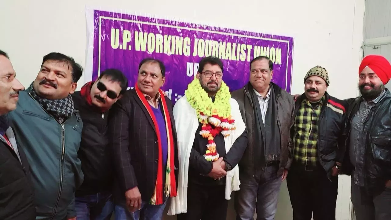 UP के पत्रकार संघ ने आईफा के राष्ट्रीय संयोजक व किसान नेता डा. राजाराम त्रिपाठी का किया सम्मान, वरिष्ठ पत्रकारों का दल आएगा कोंडागांव