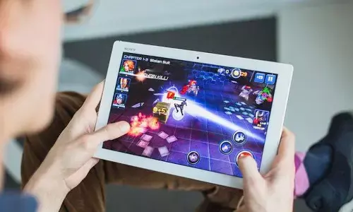 ऑनलाइन गेम से हुआ प्यार तो बॉयफ्रेंड से मिलने अंडमान से बरेली पहुंच गई नाबालिग लड़की