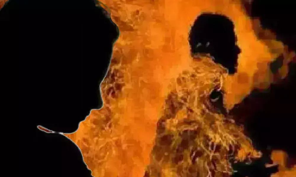 Murder: शादी के 7वें दिन पत्नी ने पति को जिंदा जलाया, शादी से थी नाखुश Murder: शादी के 7वें दिन पत्नी ने पति को जिंदा जलाया, शादी से थी नाखुश