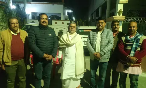 MLC Welcome: नवनिर्वाचित MlC देवेंद्र प्रताप सिंह का अनुदेशक संघ ने किया स्वागत, जानिए इस अवसर पर अनुदेशक प्रदेश अध्यक्ष विक्रम सिंह ने क्या कहा