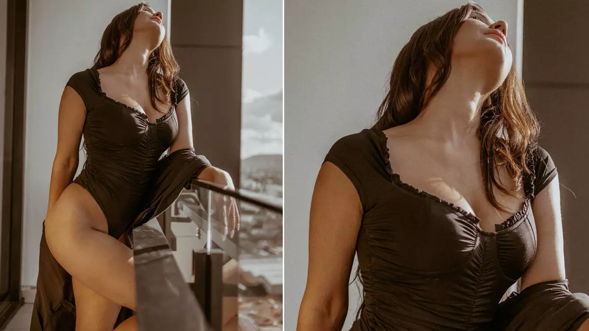 Amy Aela Sexy Video: Amy Aela का सिजलिंग आउटफिट में दिखा स्टनिंग अवतार, मॉडल ने Velentines Day फैंस को दिया प्यार वाला ज्ञान Amy Aela Sexy Video: Amy Aela का सिजलिंग आउटफिट में दिखा स्टनिंग अवतार, मॉडल ने Velentines Day फैंस को दिया प्यार वाला ज्ञान