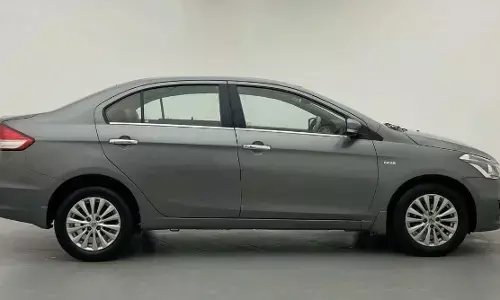 मारुति सुजुकी इन दो कारों पर दे रही है बंपर डिस्काउंट, 45,000 रुपये तक की करें बचत मारुति सुजुकी इन दो कारों पर दे रही है बंपर डिस्काउंट, 45,000 रुपये तक की करें बचत