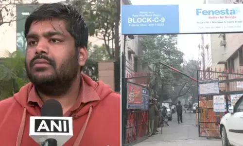 Delhi : यमुना विहार में कार पार्किंग को लेकर बवाल, पिता-पुत्र को मारी गोली, गंभीर हालत में अस्पताल में भर्ती