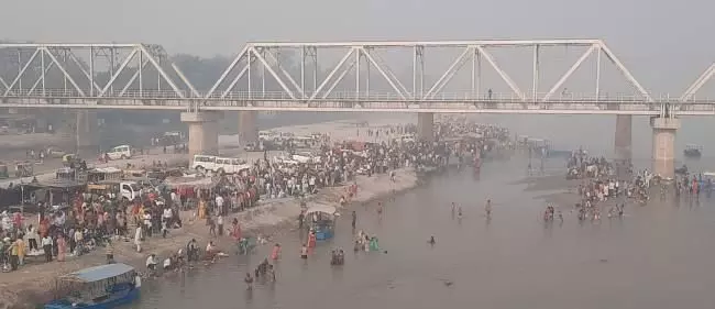 बदायूं: गंगा नदी में 5 छात्रों के डूबने से मचा हड़कंप, दो मिले तीन लापता
