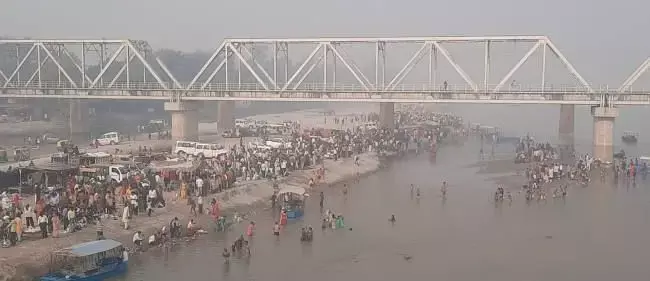 बदायूं: गंगा नदी में 5 छात्रों के डूबने से मचा हड़कंप, दो मिले तीन लापता बदायूं: गंगा नदी में 5 छात्रों के डूबने से मचा हड़कंप, दो मिले तीन लापता