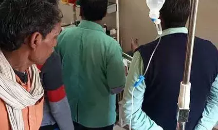 कौशाम्बी में टूट कर हाईटेंशन तार गिरने तीन सगी बहनें गंभीर झुलसी