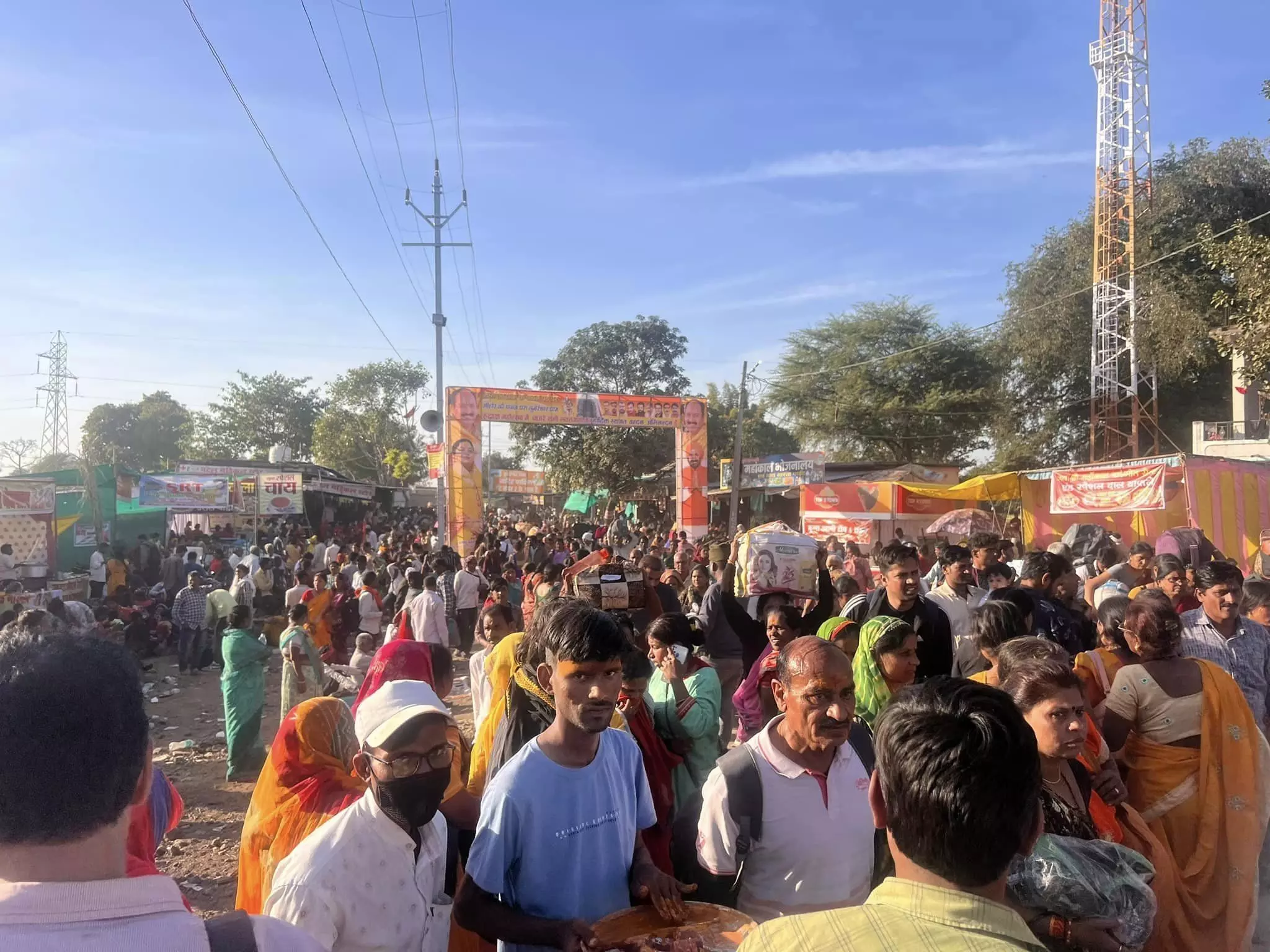 अथ श्री कुबेरेश्वर धाम कथा पार्ट टू: अव्यवस्थाओं को आस्था की आड़ में कब तक छिपायेंगे.. अथ श्री कुबेरेश्वर धाम कथा पार्ट टू: अव्यवस्थाओं को आस्था की आड़ में कब तक छिपायेंगे..